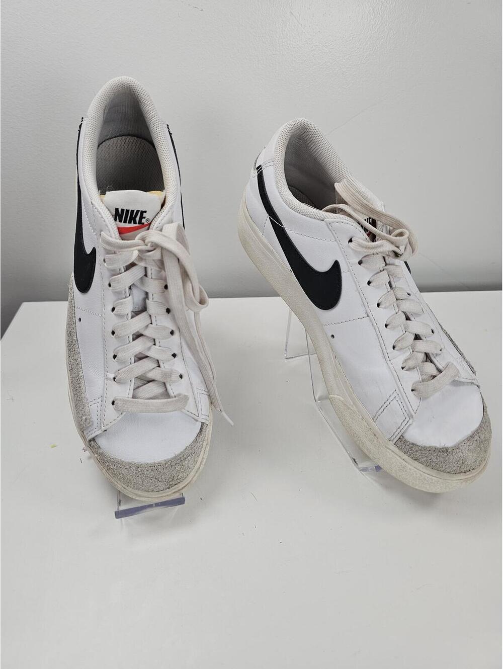 Nike Classic White and Black Low-Top Sneakers